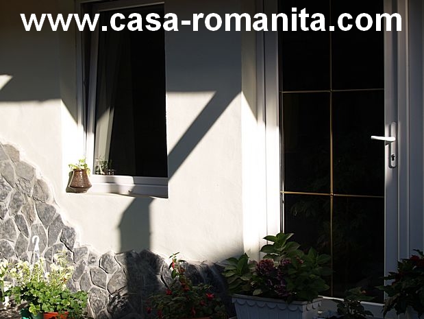 Hof vom Ferienhaus Casa Romanita I in Brasov. Hier sehen Sie den Hof vom Ferienhaus Casa-Romanita I in Rumänien.