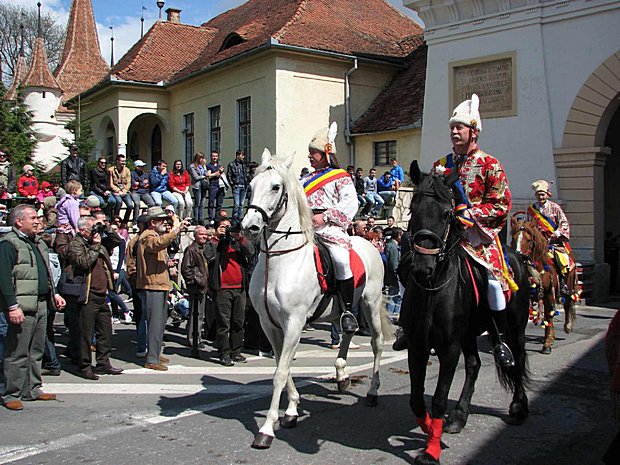 Junii Brasovului 2012